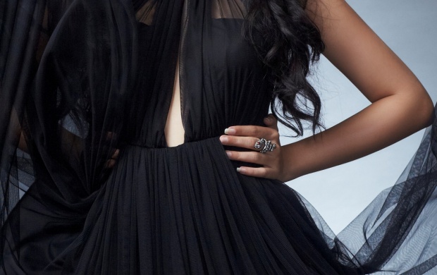 Taapsee Pannu In Black Dress