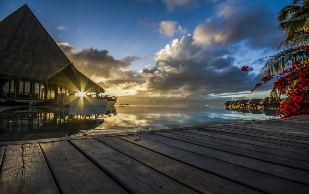 Tahiti Sunset (click to view)