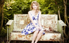 Taylor Swift  Photoshoot