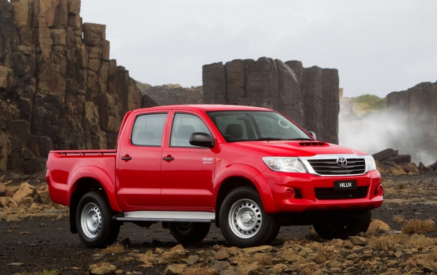 Toyota Hilux SR5 (2011) (click to view)