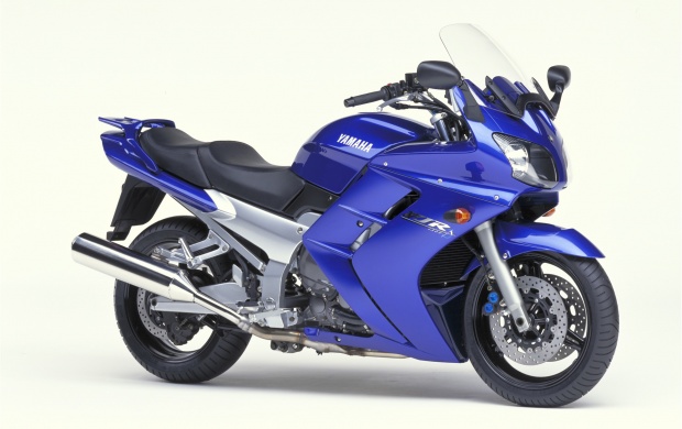 Yamaha FJR1300 (click to view)