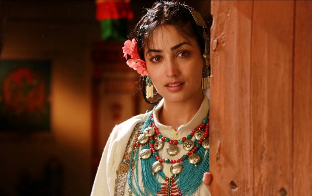 Yami Gautam In Sanam Re 2016 (click to view)