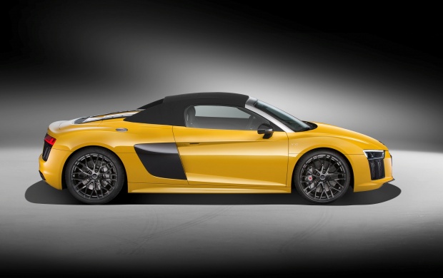 Yellow Audi R8 Spyder 2017 (click to view)
