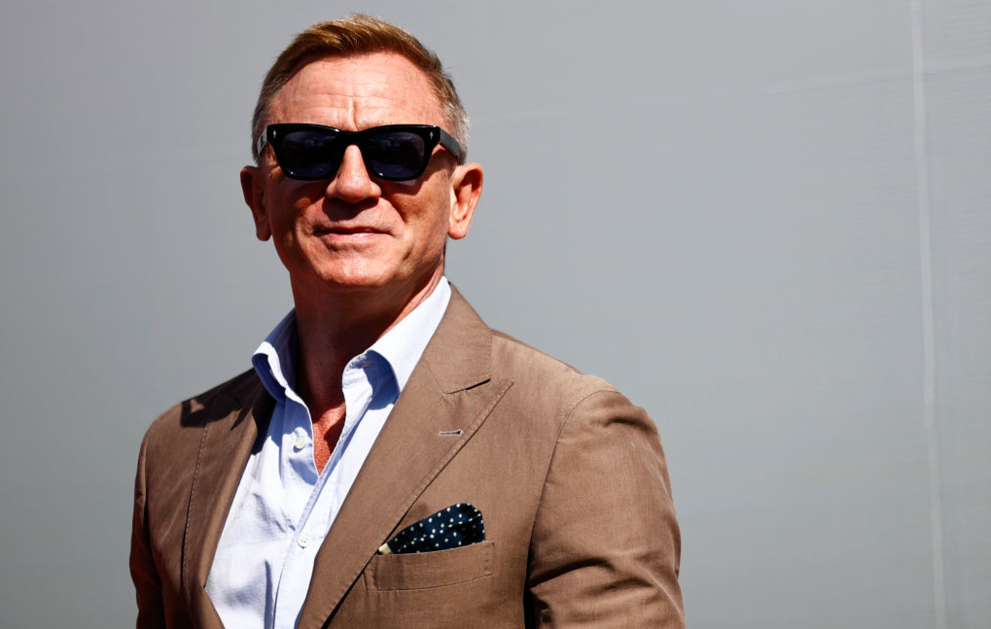 daniel Craig Does Entire Interview Without Realising His Head Is Bleeding