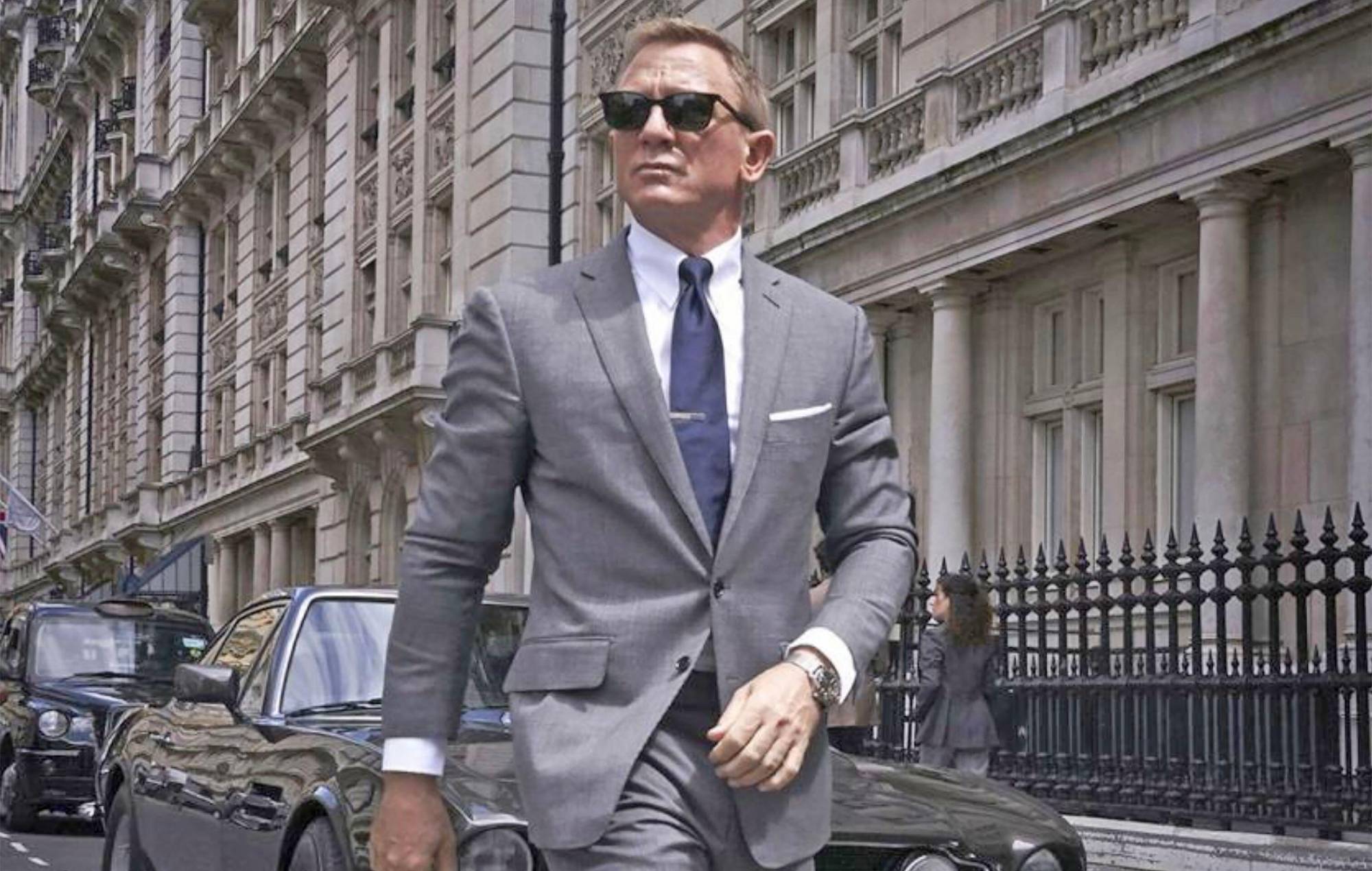 daniel Craig Shares His Advice For The Next James Bond Dont Be Shit