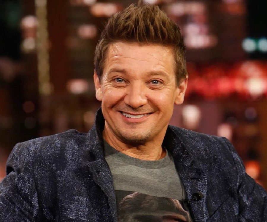 jeremy Renner Biography Facts Childhood Family Life Achievements