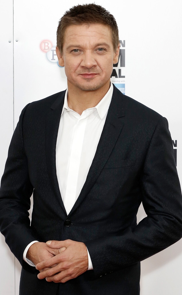 jeremy Renners Exwife Accuses Him Of Threatening To Kill Her E Online