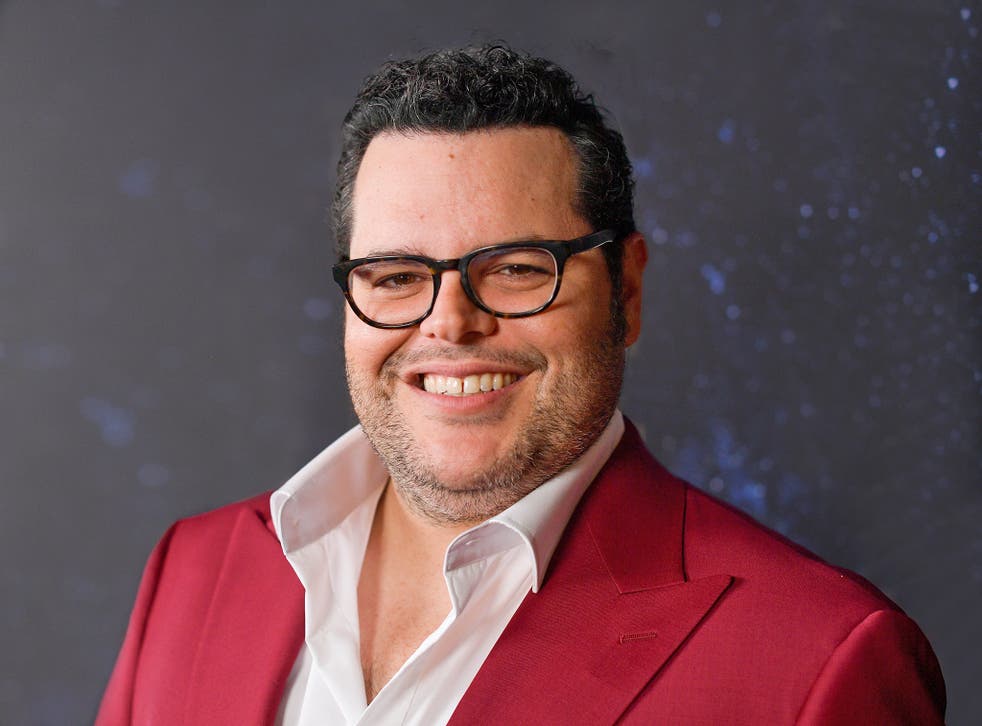 josh Gad I Dont Think We Did Justice To What A Gay Character In A Disney Film Should Be The Independent