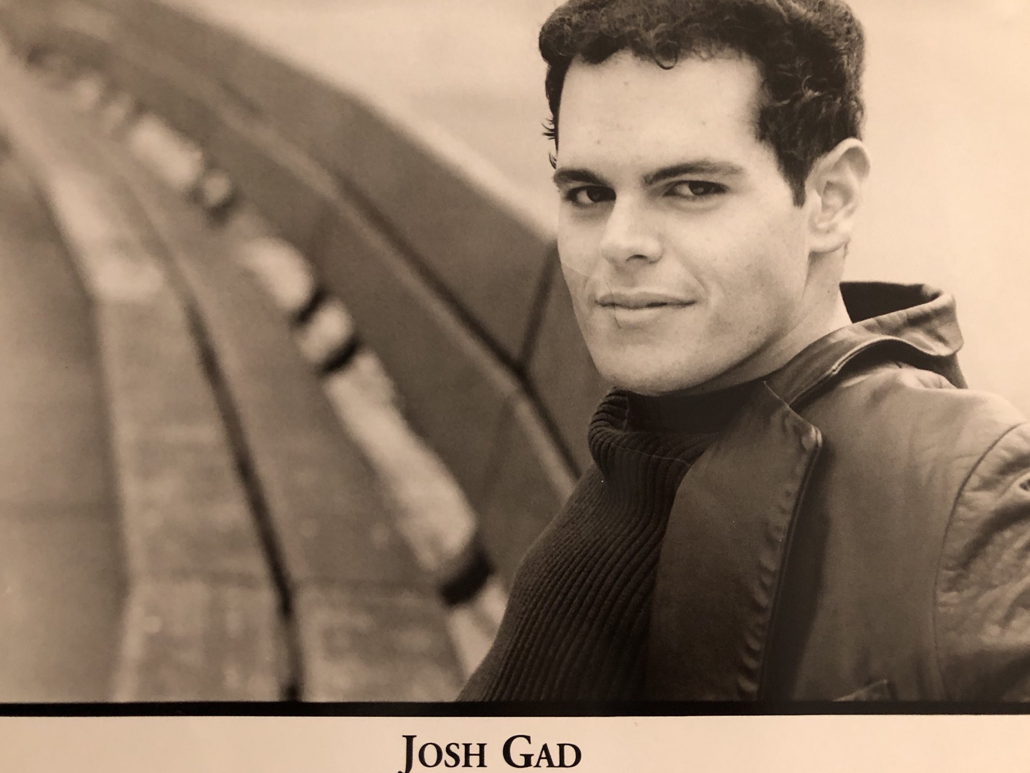 josh Gad On Twitter I Guess Were Doing This Then Firstheadshots Its No Surprise The Bench Got More Work Than I Did The First Three Years Httpstcoop0m5cmgfs Twitter