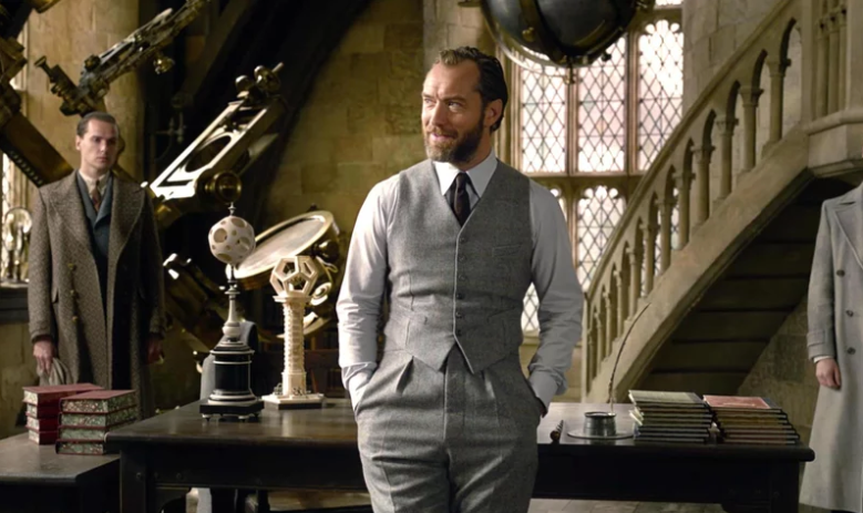 jude Law On Dumbledore Being Gay In Fantastic Beasts 2 Indiewire