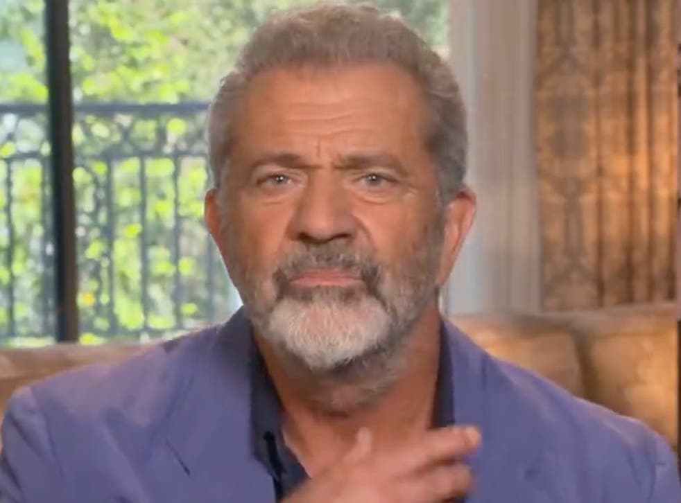 mel Gibson Interview Awkwardly Cut Off After Hes Asked About Will Smith Hitting Chris Rock The Independent