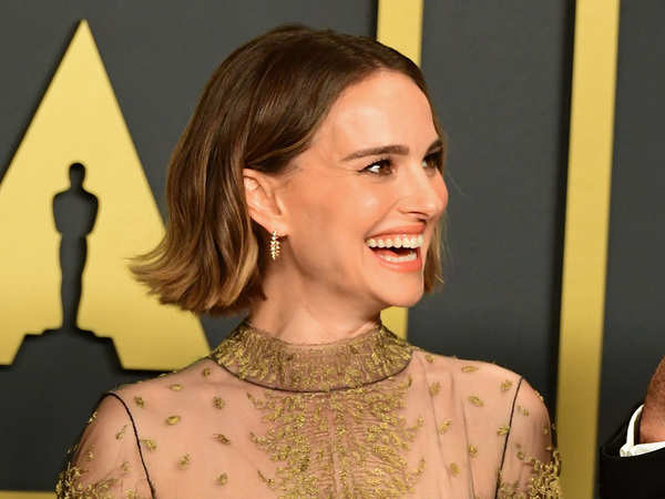 natalie Portman Natalie Portman Termed Hypocrite After She Makes A Powerful Statement With Dior Dress At Oscars The Economic Times