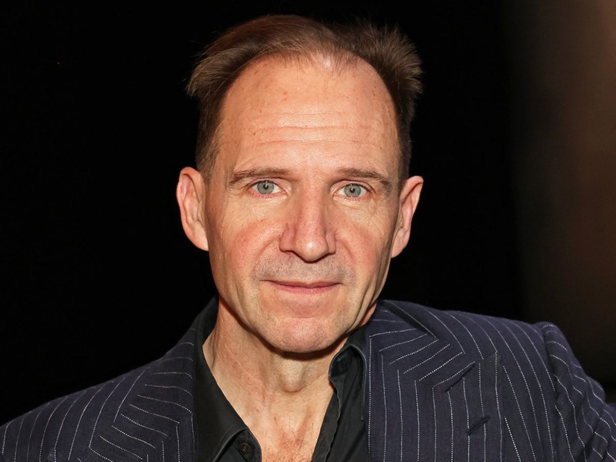ralph Fiennes Love Life Harry Potter Star Left Wife For An Actress 18 Years Older Mirror Online