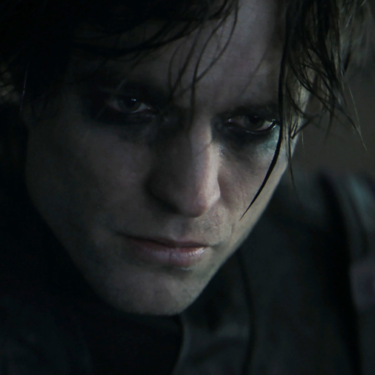 robert Pattinson Was Told To Change His Absolutely Atrocious Batman Voice  Robert Pattinson The Guardian