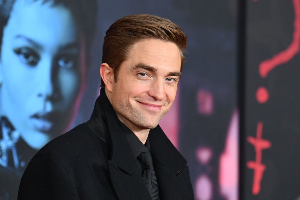 the 15 Best Robert Pattinson Memes And Reactions To The Batman Stars Iconic Gq Interview London Evening Standard Evening Standard