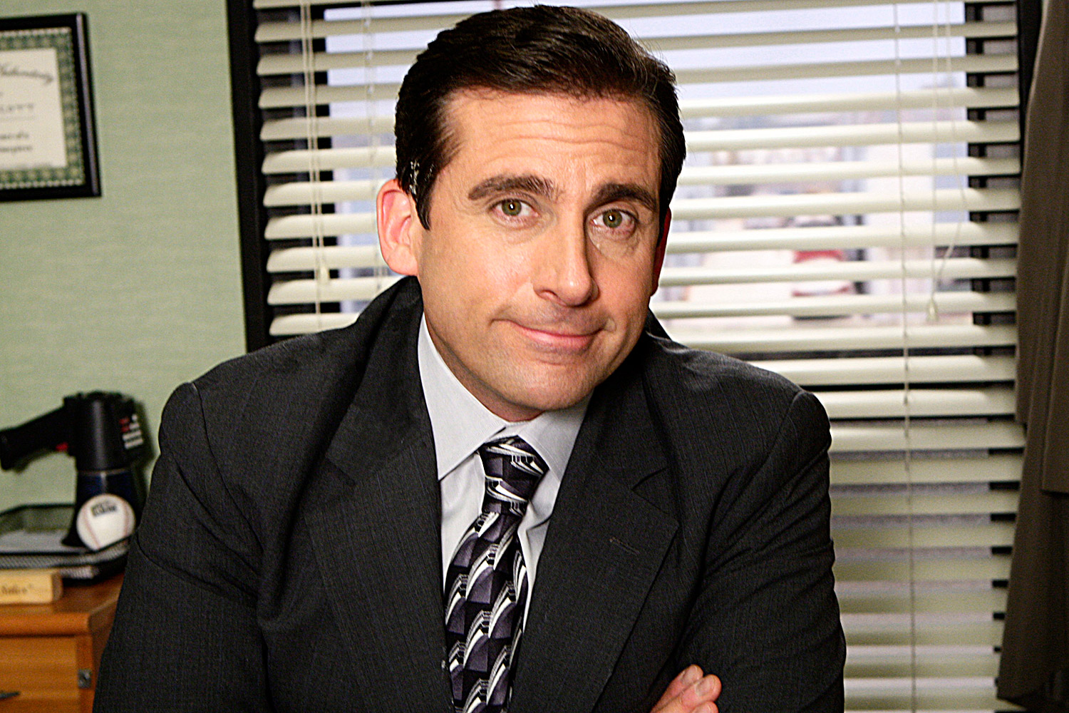 the Office Crew Claims Steve Carell Wanted To Stay On Show Peoplecom