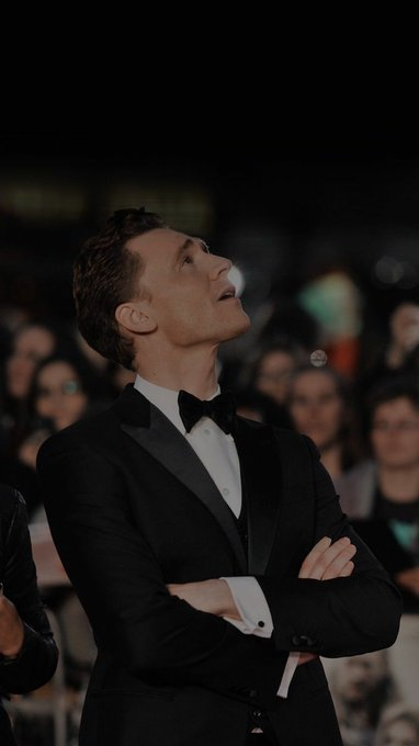 happy Birthday Tom Hiddleston 🎂