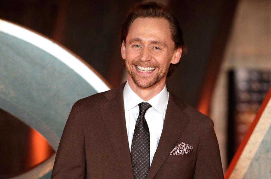 tom Hiddleston Is Now A Billboardcharting Artist – Billboard