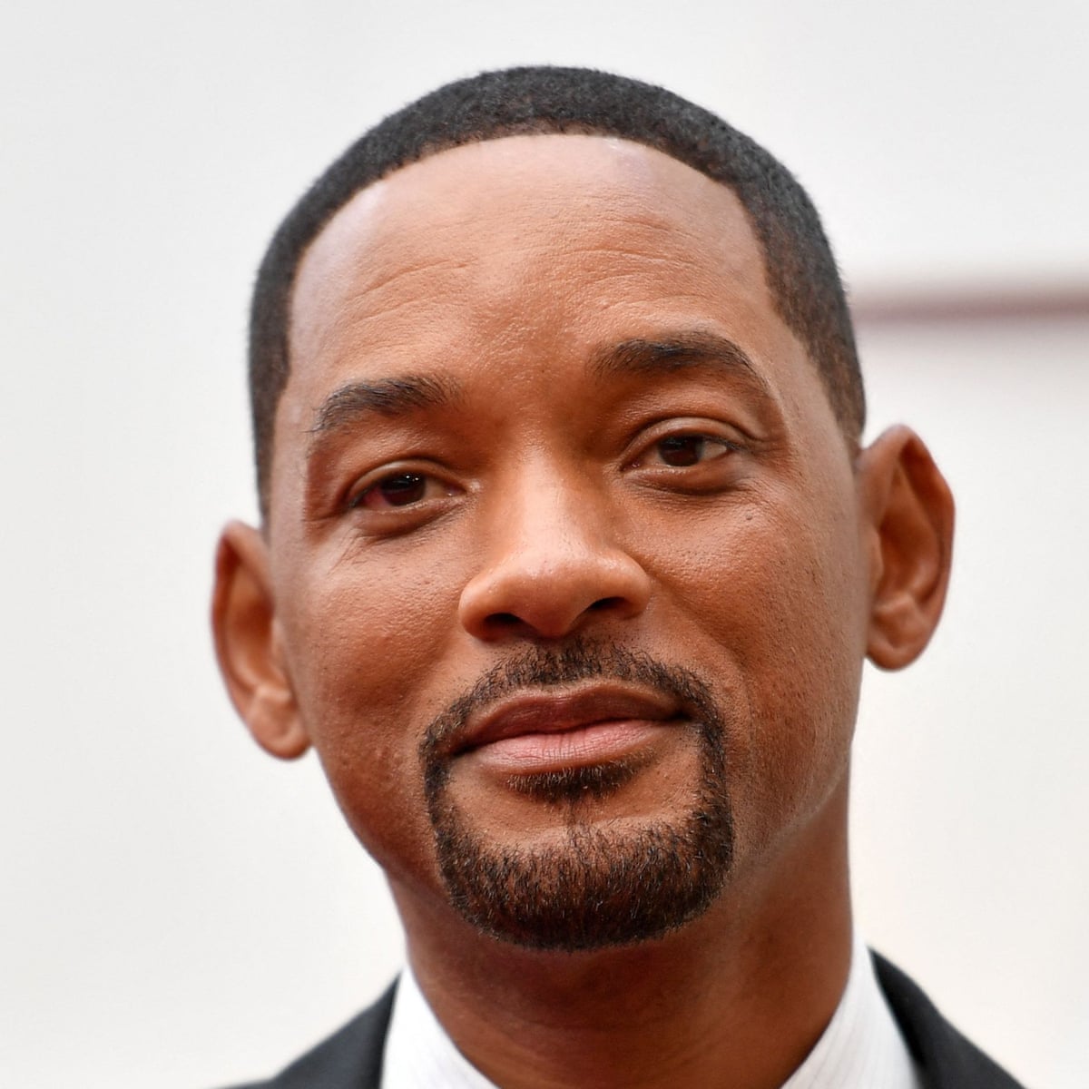 will Smith Banned From Oscars For 10 Years After Slapping Chris Rock Will Smith The Guardian