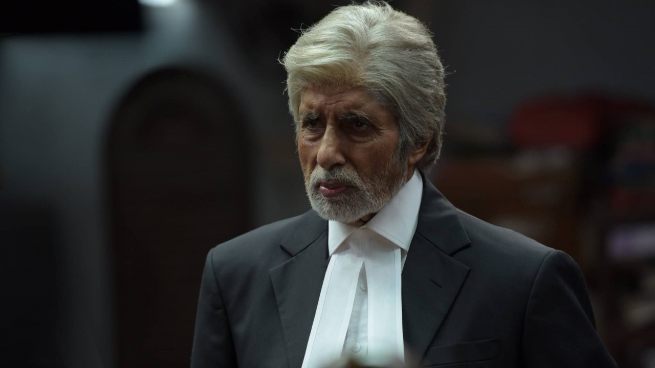 Amitabh Bachchan In pink Movie