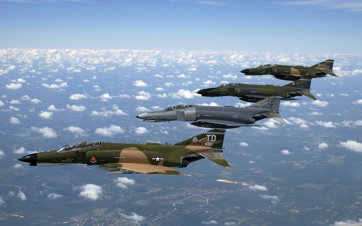 F 4 Phantom II