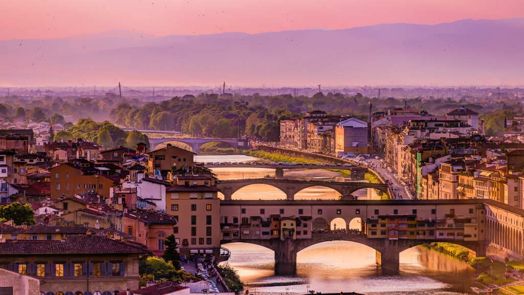 Italy Florence Arno River Bridge Houses