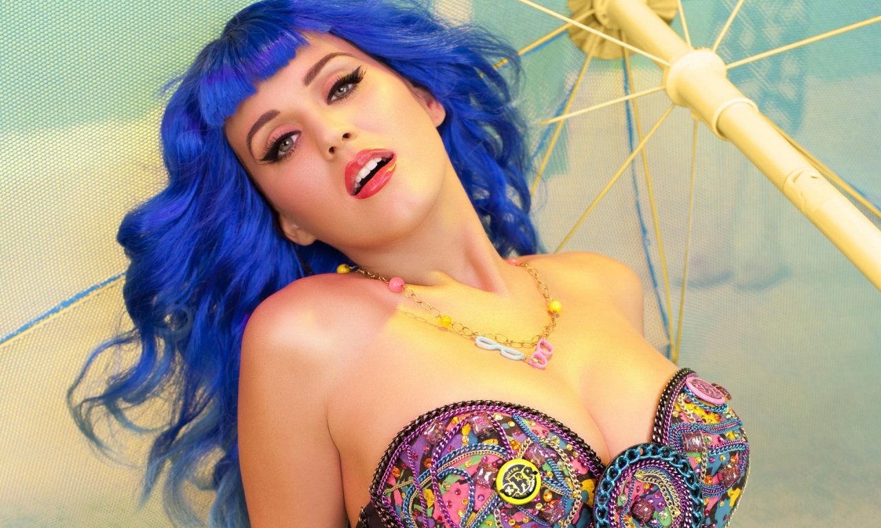 Katy Perry's Blue Hair Evolution: A Look Back at Her Colorful ... - wide 9