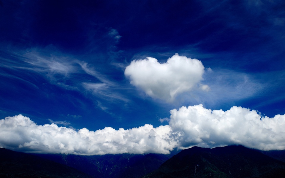Mountains Heart Cloud