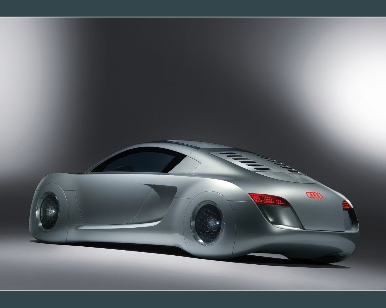 Silver Audi RSQ concept