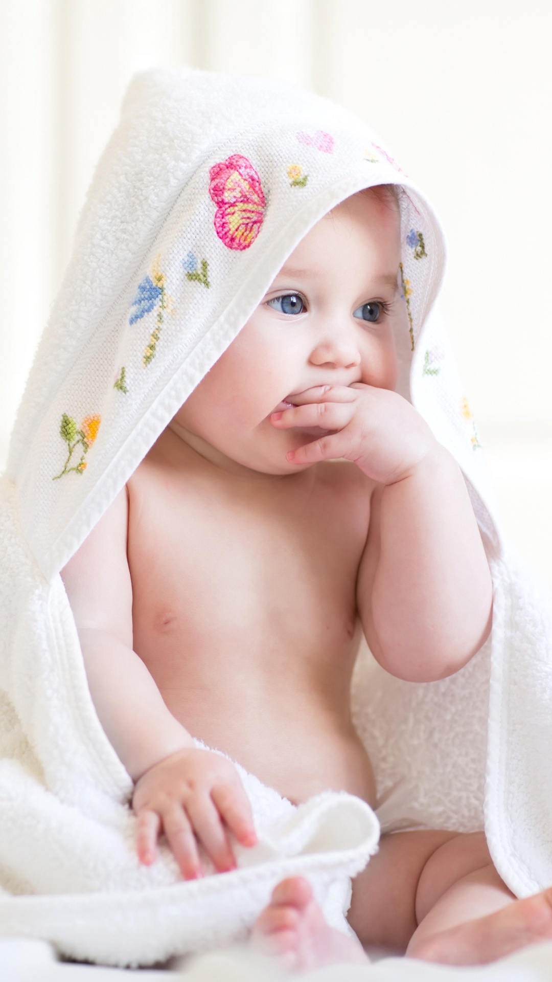 Cute Baby Blanket Wallpapers - 1080x1920 - 348259